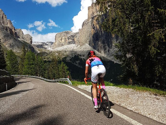 Vélo sur la montagne