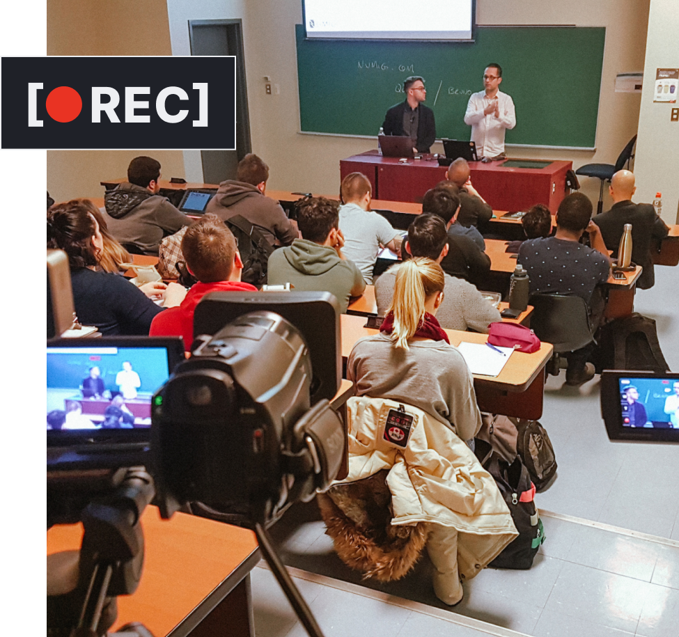 Formation dans une salle avec des gens